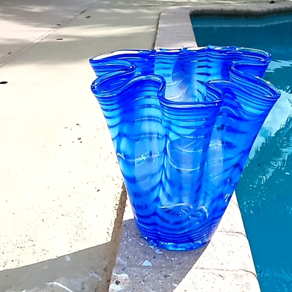 RARE Murano Fazzoletto Hand Blown Mid-Century Italian Scalloped Ruffled Vase. - Picture 3 of 14